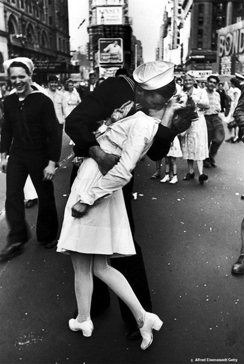 V-J Day in Times Square, 1945